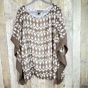 Apostrophe Woman 26W/28W Poncho Style Lined Blouse